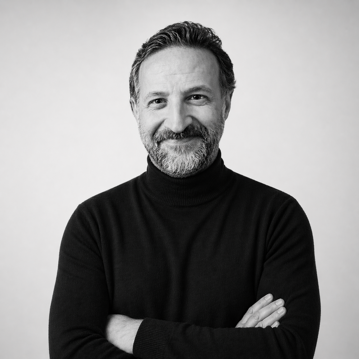 Kurucu Ortak Alper Özçakır